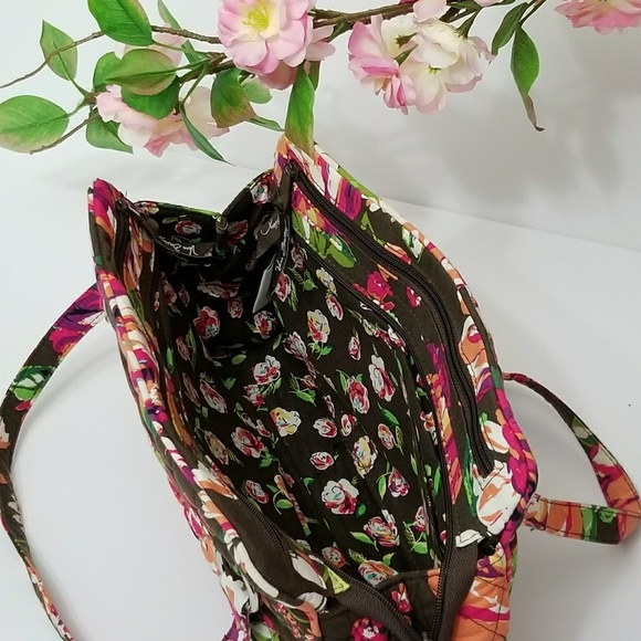 *** Sold***Sold***Vera Bradley English Rose  Bag - Picture 3 of 4